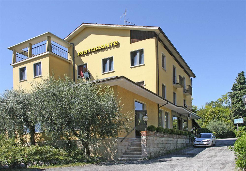 Hotel Olivi Salo Bagian luar foto