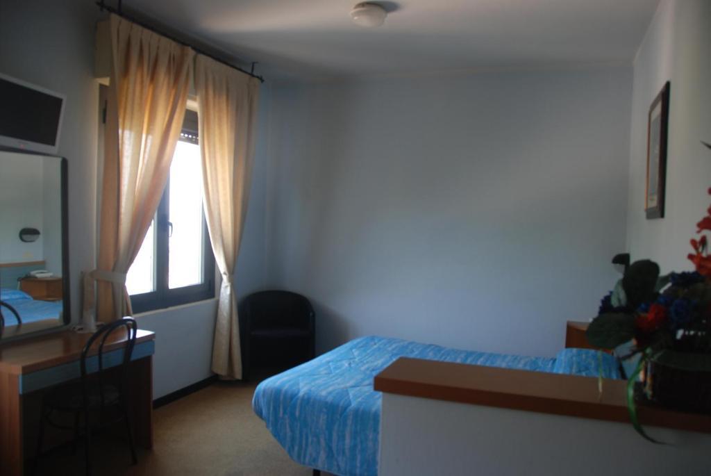 Hotel Olivi Salo Bagian luar foto