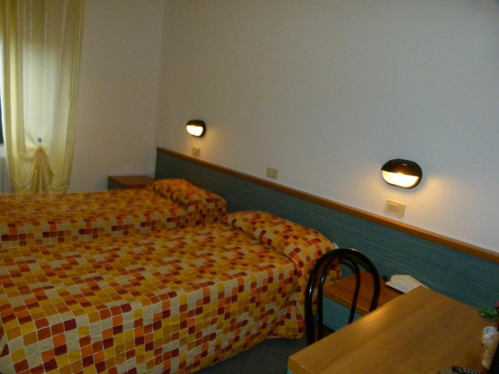 Hotel Olivi Salo Bagian luar foto