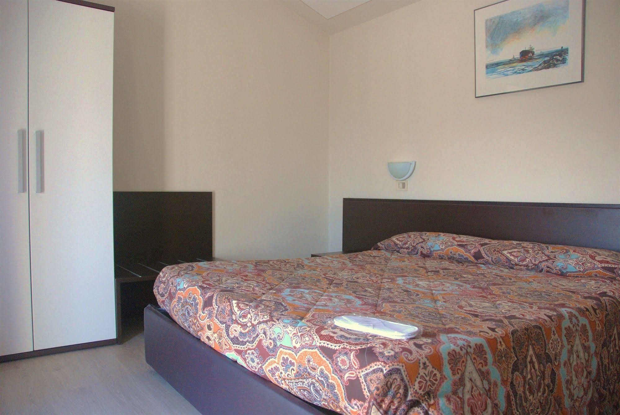 Hotel Olivi Salo Bagian luar foto