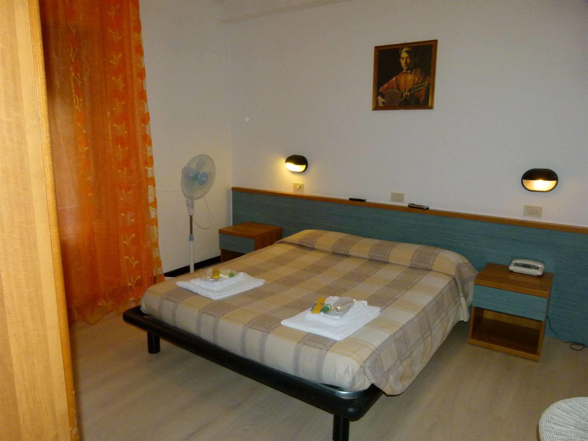Hotel Olivi Salo Bagian luar foto